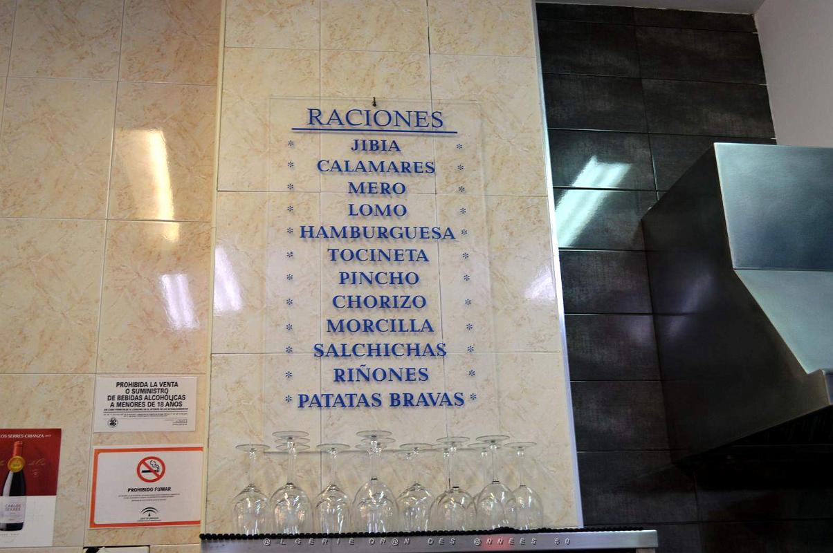 16 ALMERIA -TAPAS AVEC LES AMIS AU FLORIDA (24).JPG